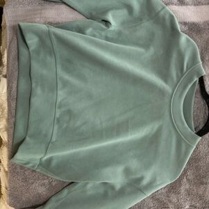 Women's lululemon softstreme crewneck cropped